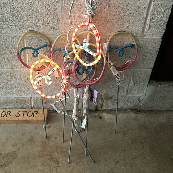 Rope light pastel Easter egg pathway lights - Picture 1 of 4